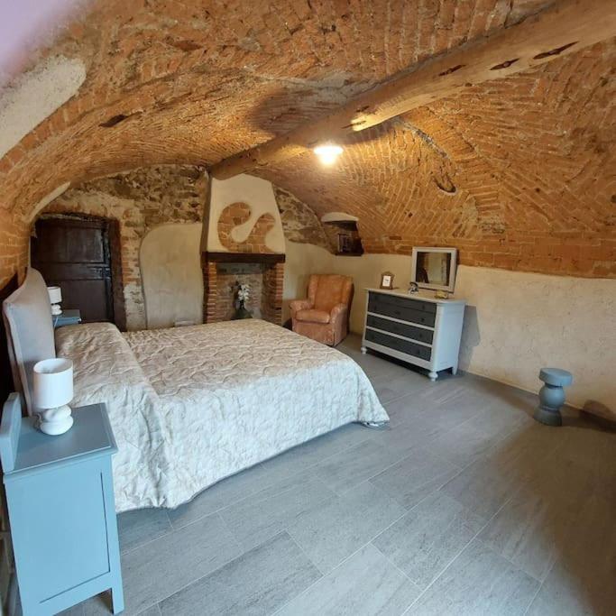 Ferienwohnung Istanti - Rosmarino Costigliole Saluzzo Exterior foto
